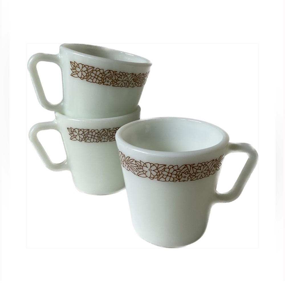 3 Vintage 1970s Pyrex White Milk Glass Woodland Coffee/Tea Mugs